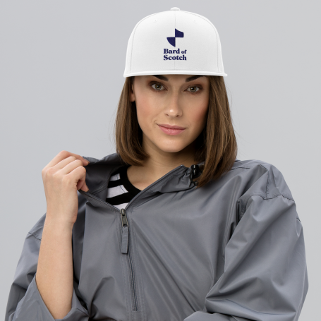 Model_wearing_White_Blue_Cap